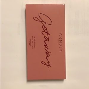 Wander beauty - Getaway eye and face palette